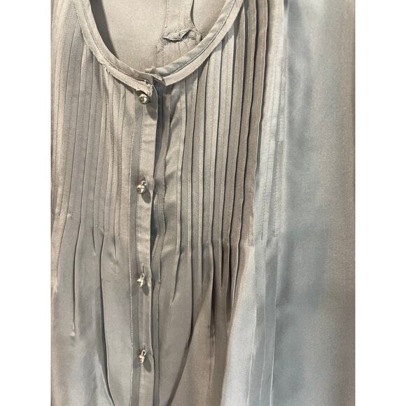 J.Crew Women’s Sleeveless Gray Top Button Front Scoop Neck Silver Buttons Size M - Picture 2 of 5